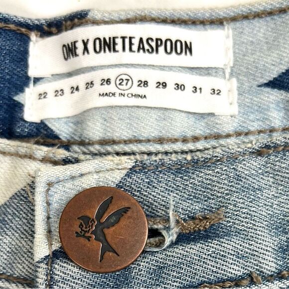 One Teaspoon Heart Print Bandits Shorts - Picture 7 of 13